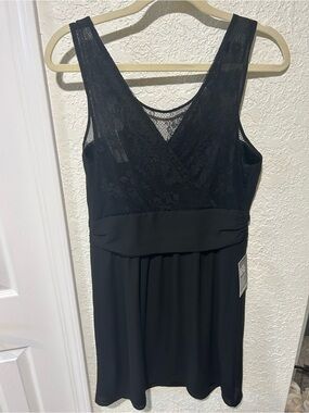 NWT Express Black Lace Dress Women’s Size 10